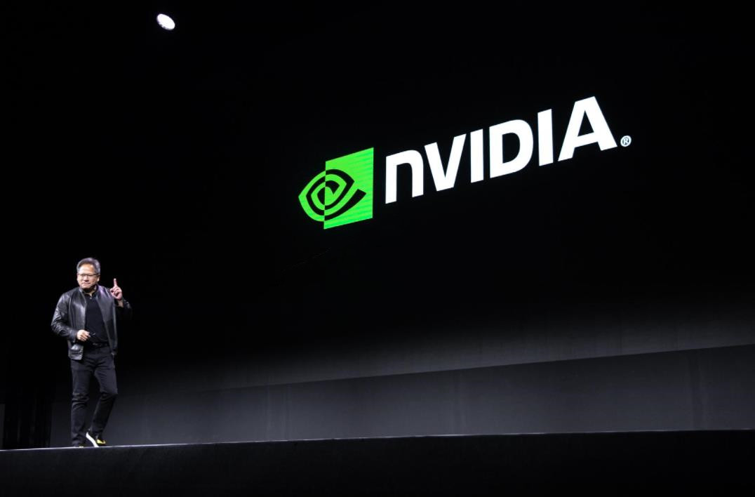 NVIDIA发布DGXGH200A超级计算机:集成256颗GH200芯片