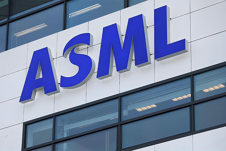 ASML全球半导体设备市场霸主地位确立，超越应用材料成为行业