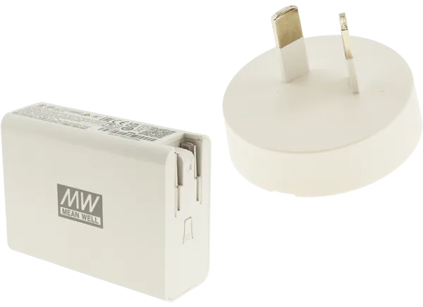 MEAN WELL NGE100系列4端口USB GaN快速充电器的介绍、特性、及应用