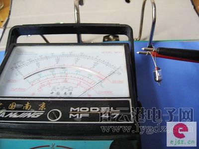地震报警器的制作