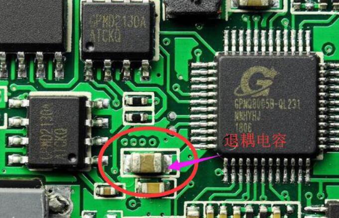 单片机的软件仿真和实验有什么区别