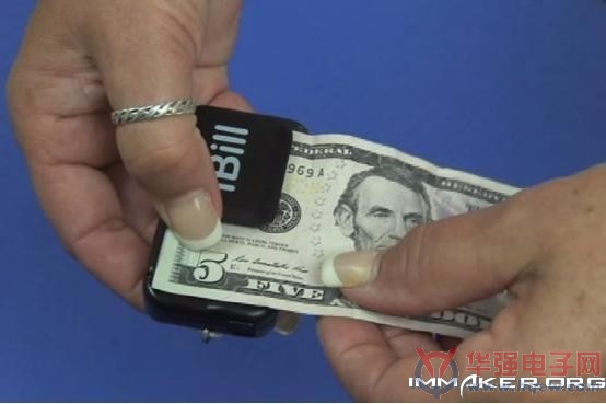 为盲人读出纸币面额：iBill便携纸币阅读器