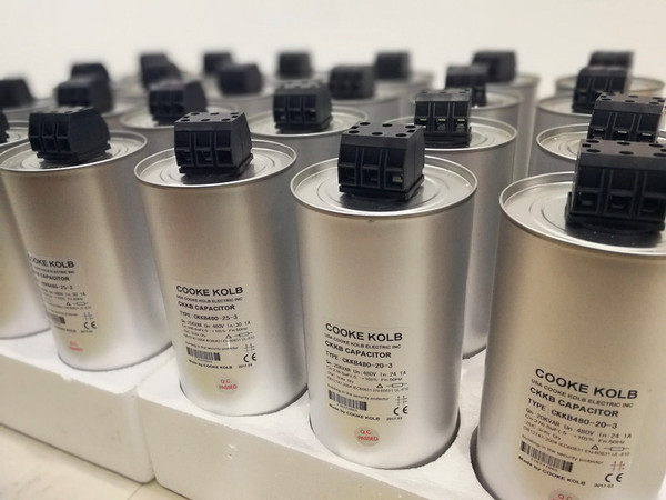 关于电容器的作用，有兴趣的朋友可以了解一下！