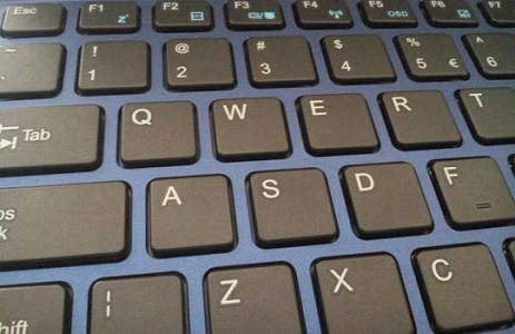 笔记本键盘要怎么清理？方法是怎样的？